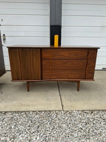United Furniture Corporation Lowboy Dresser – Sculptural Drawer Fronts