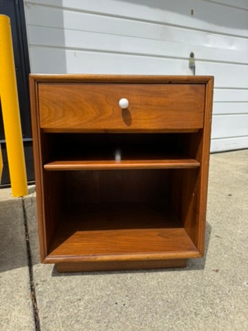 Drexel Kipp Stewart Collection – Petite Nightstand (20” x 16” x 24”)