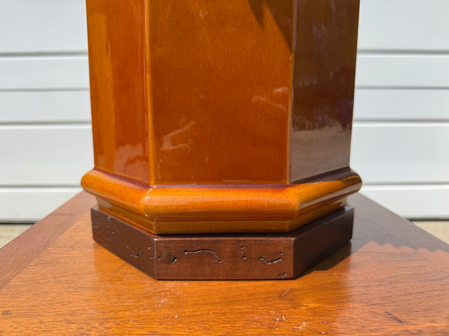 Antique Porcelain Lamp – Orange with Hexagon Base 🏺✨
