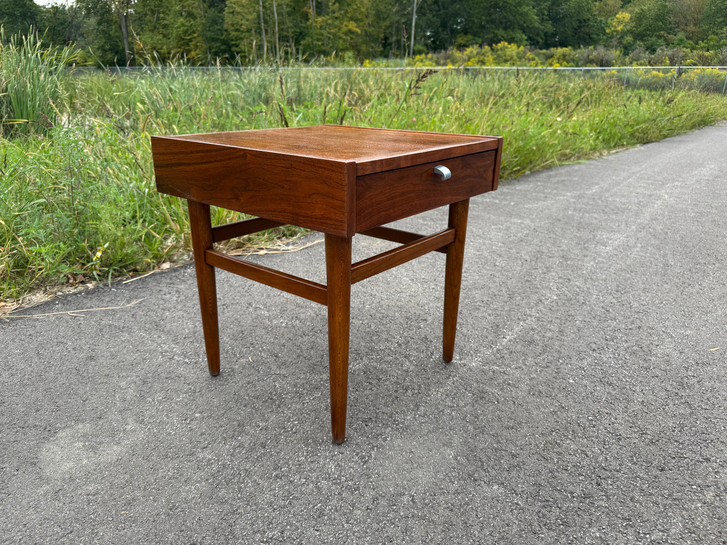 American of Martinsville End Table