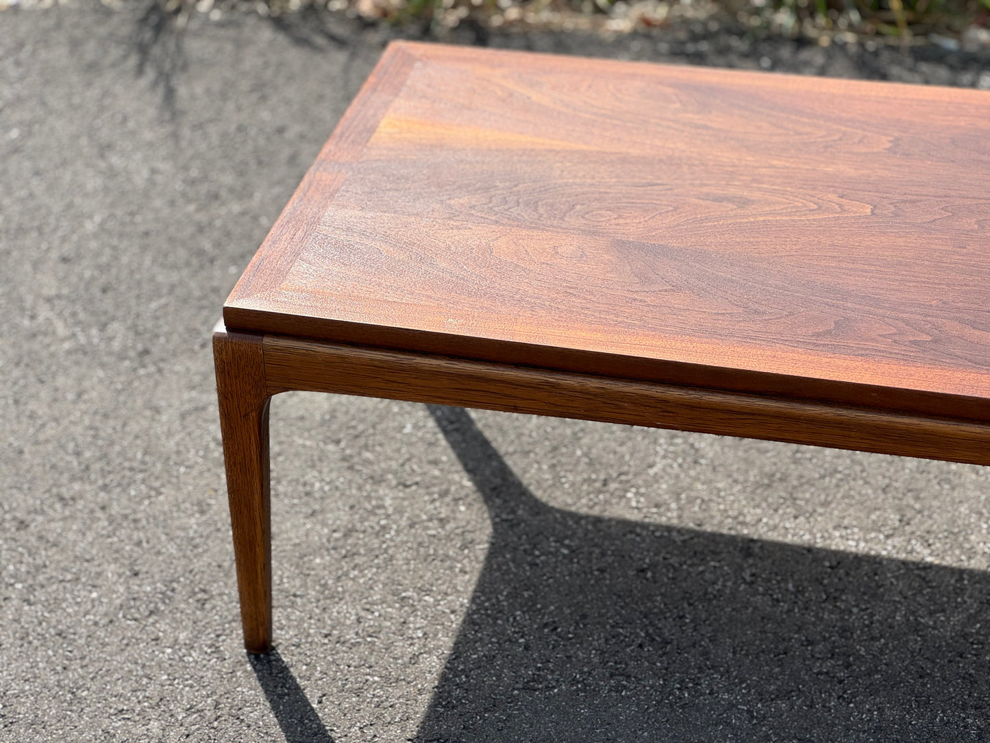 Lane Rhythm Coffee Table – Professionally Refinished Midcentury Classic