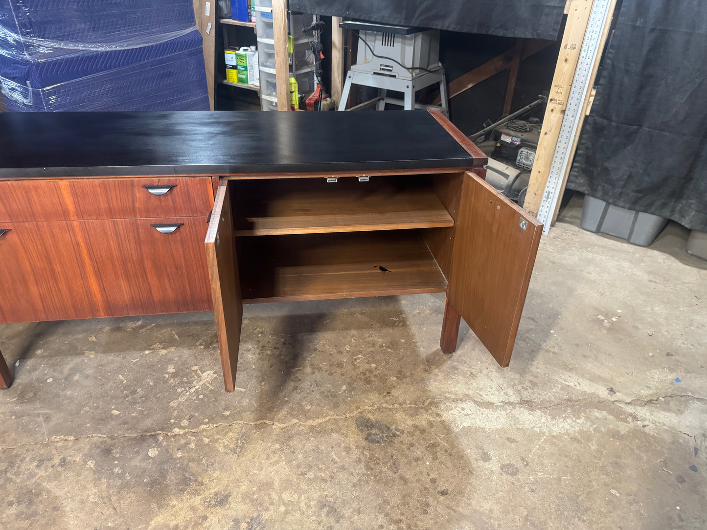 Jens Risom Midcentury Console / Credenza