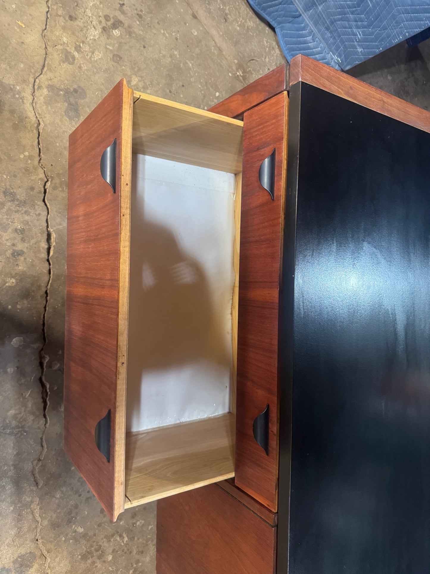 Jens Risom Midcentury Console / Credenza
