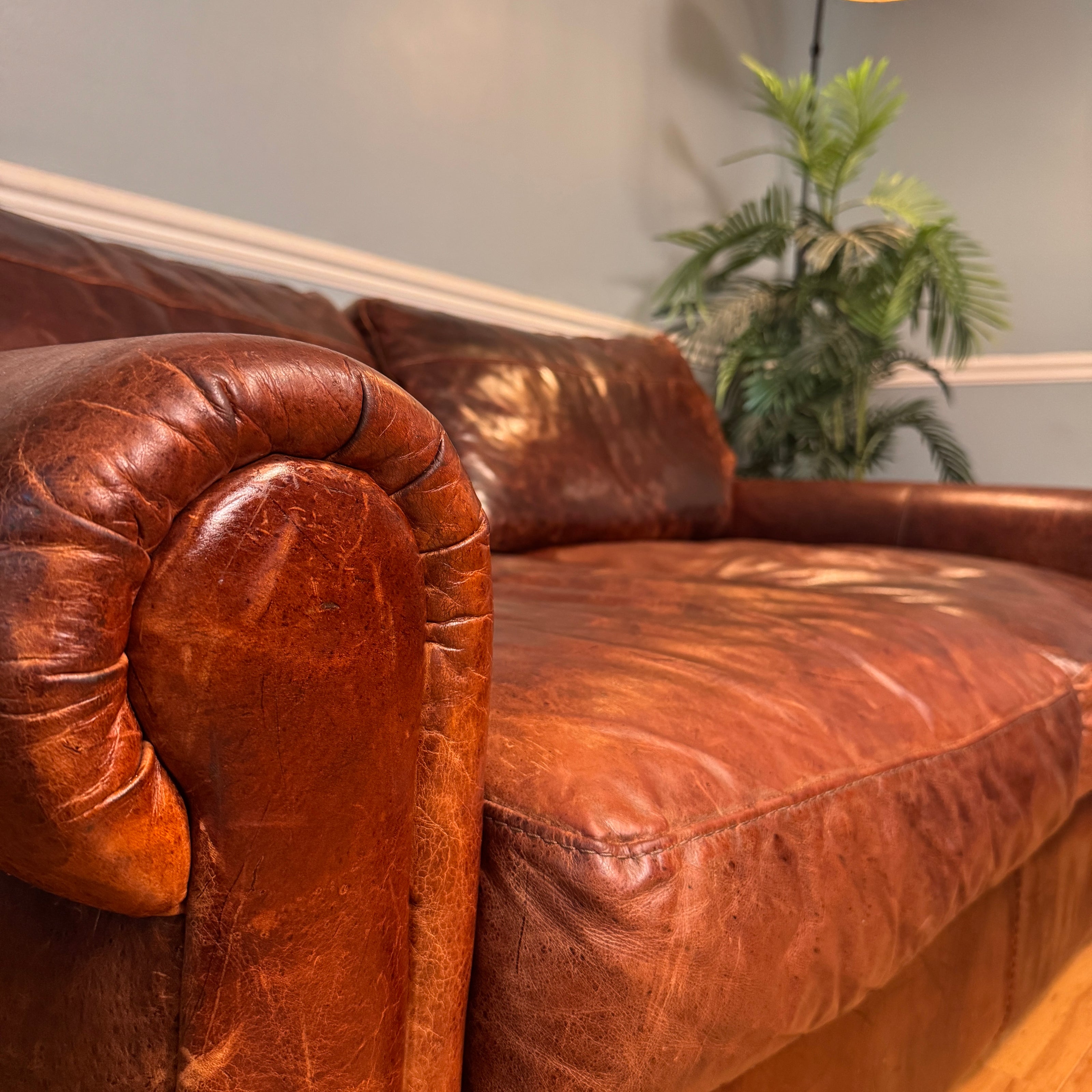 Soft Line Italian Wax Pull-Up Leather Loveseat