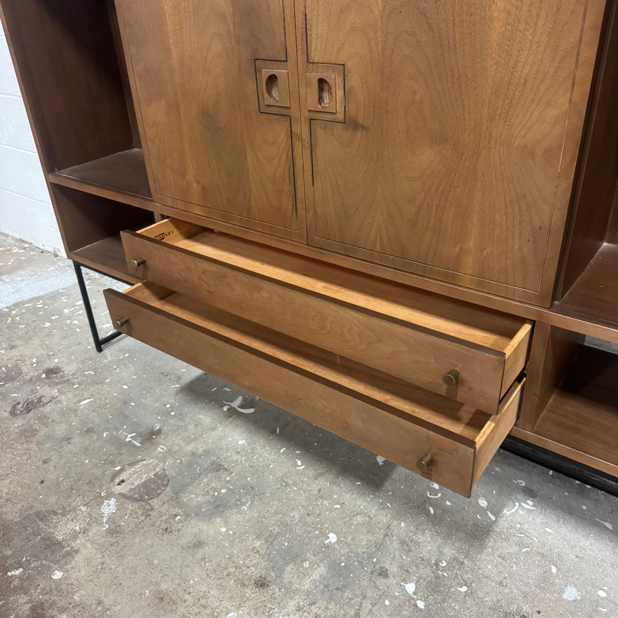 Stanley Midcentury Credenza & Hutch