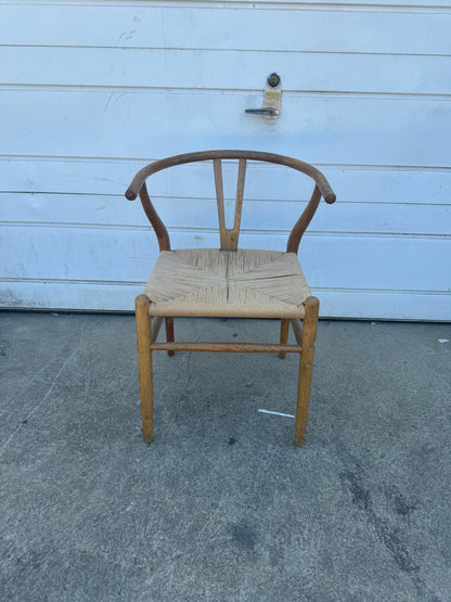 Pair of Vintage Wishbone Chairs with Woven Seats – Iconic Midcentury Design