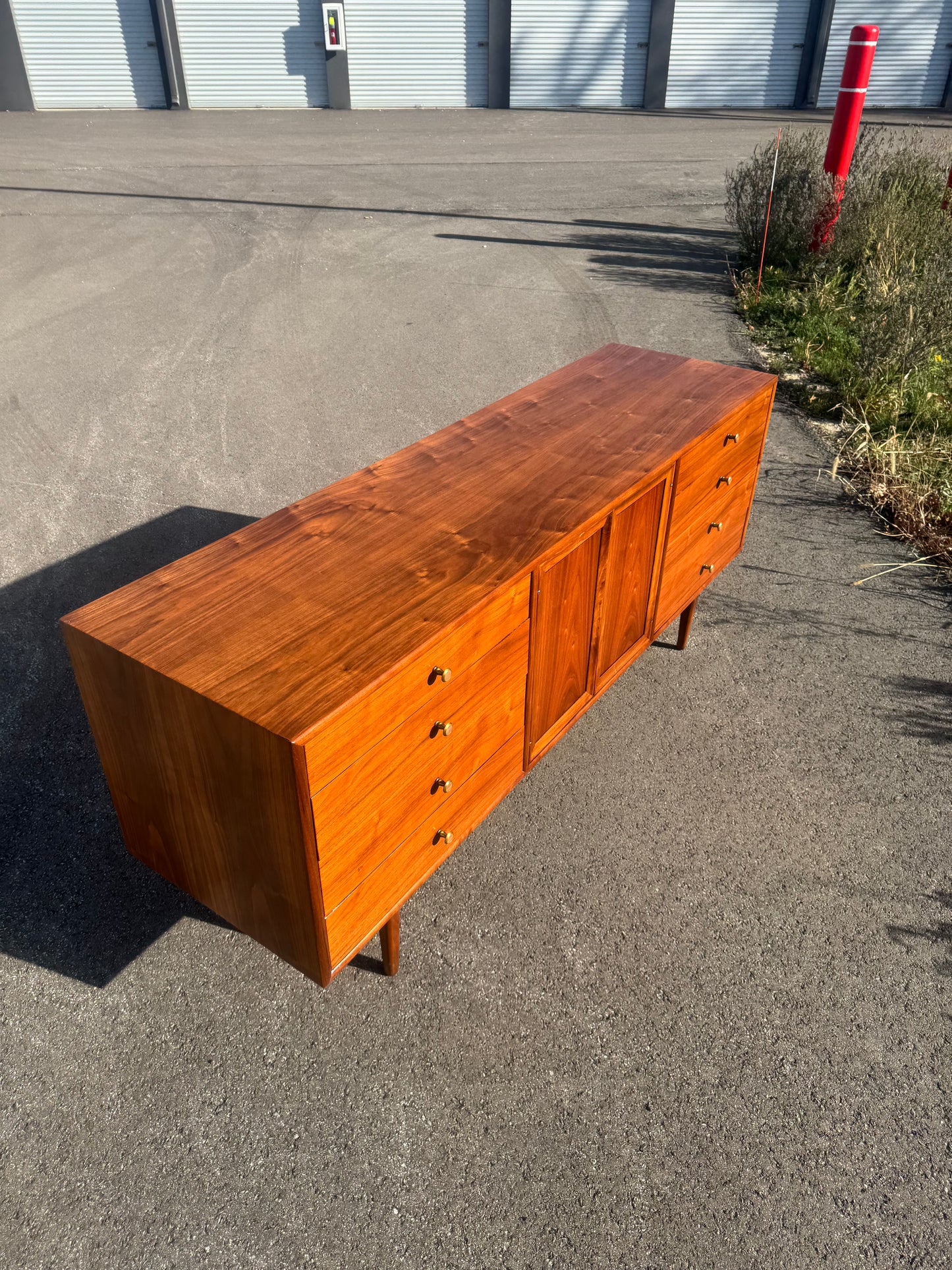 Drexel Kipp Stewart Long Dresser – 12 Drawer