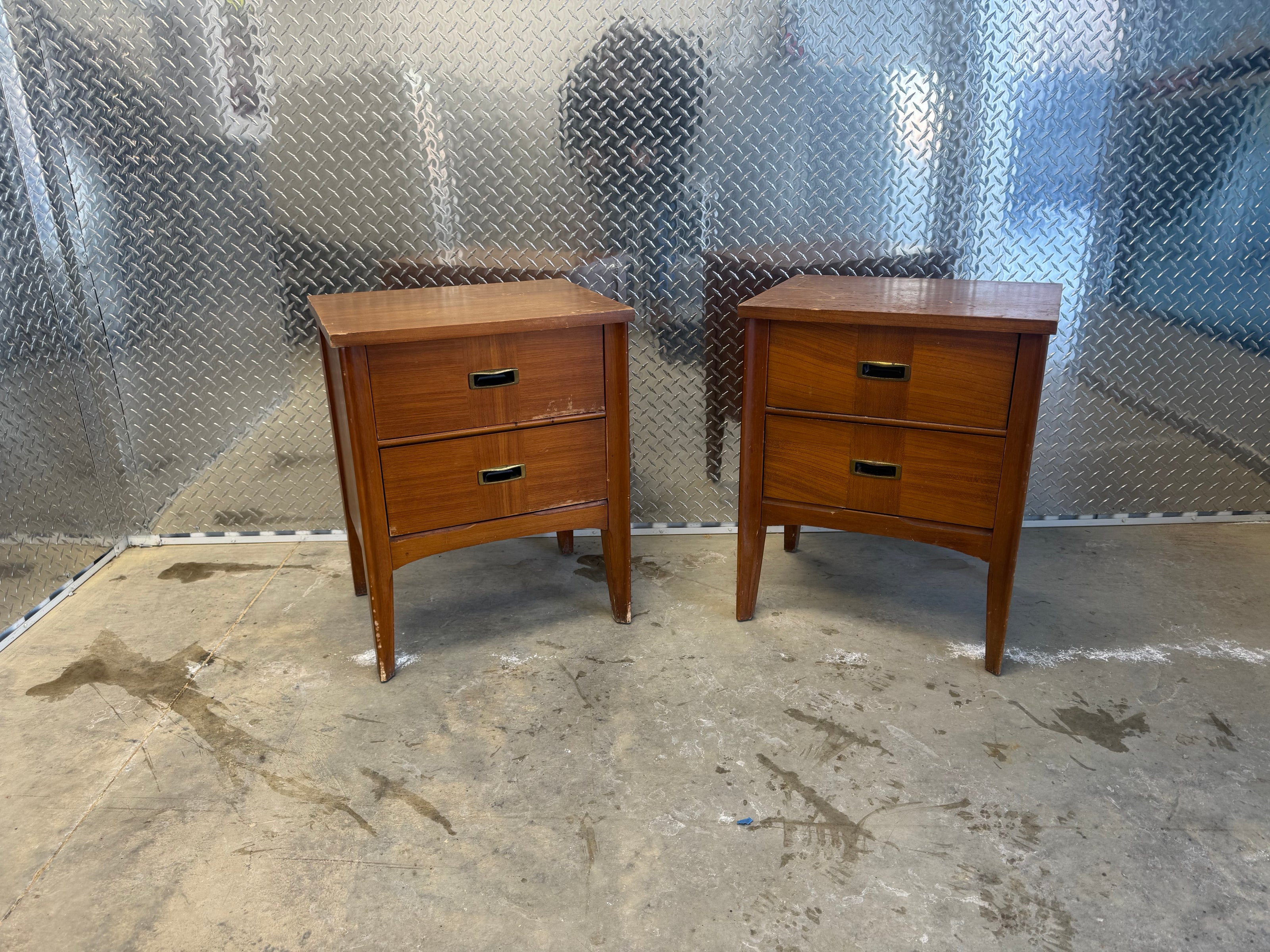 Mid-Century Nightstands – Matching Pair