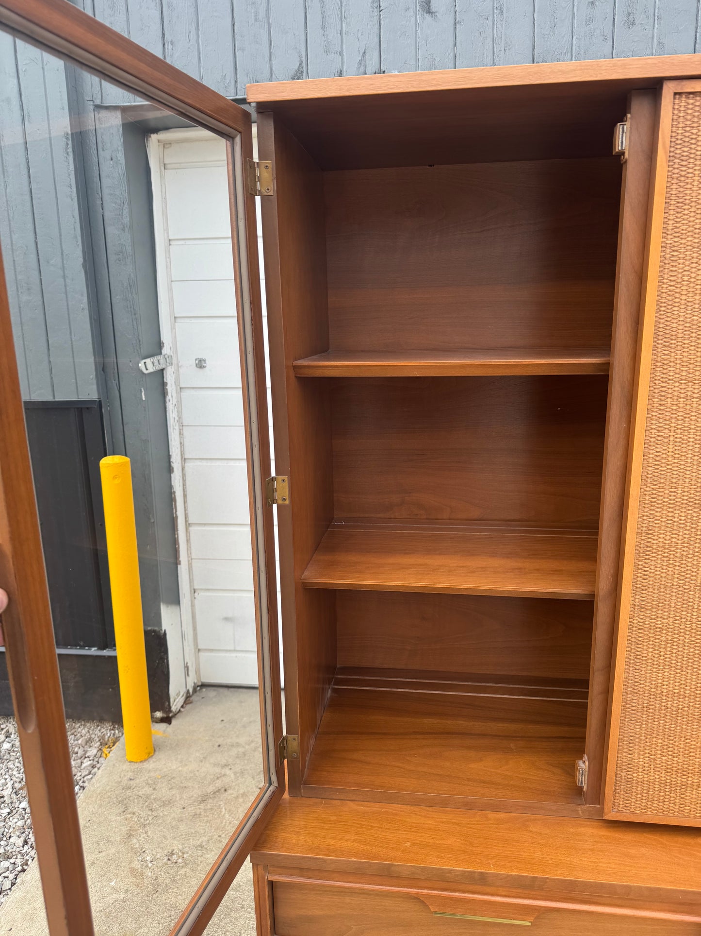 Basic-Witz Midcentury Two-Piece Hutch