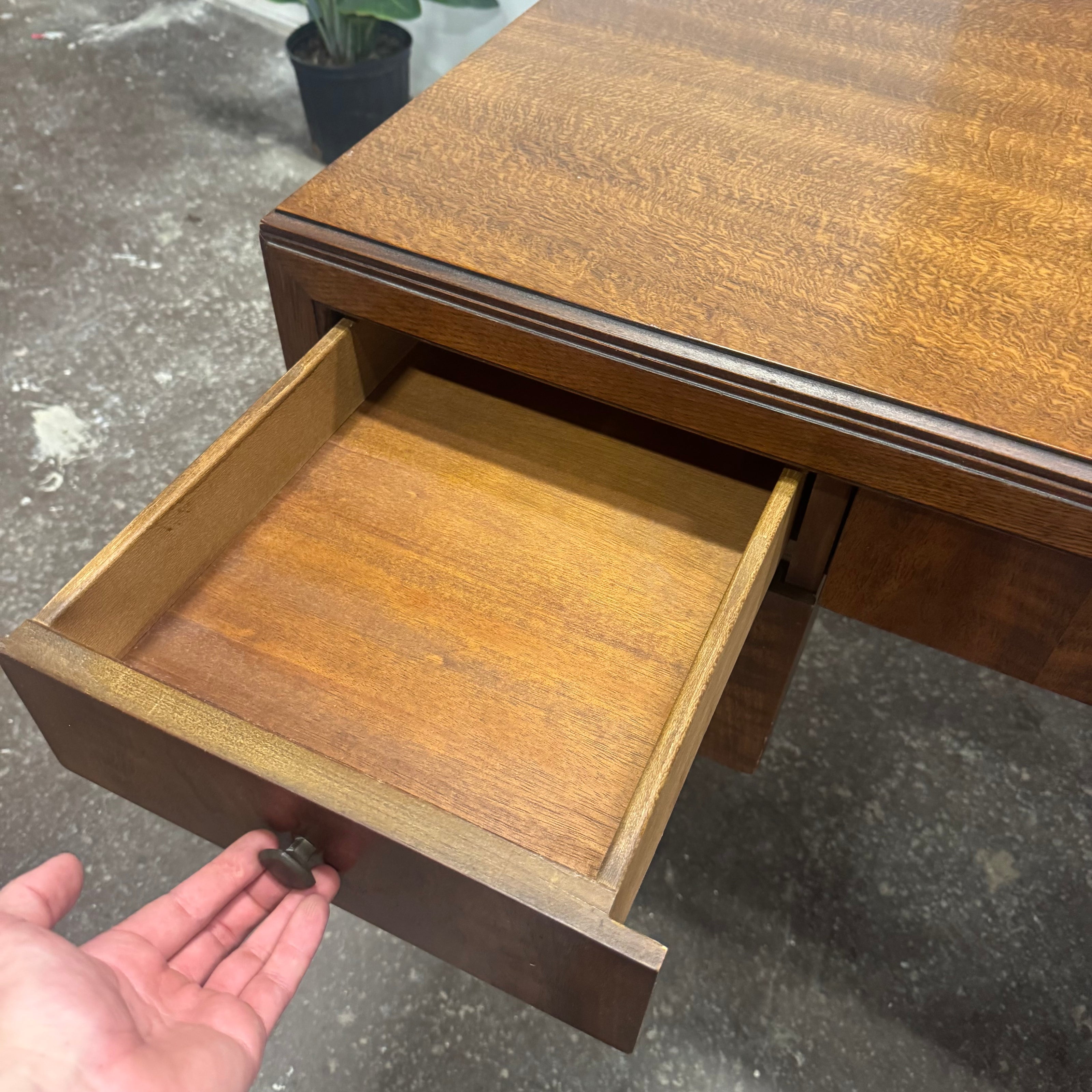 Henderson Fine Furniture - Executive Desk