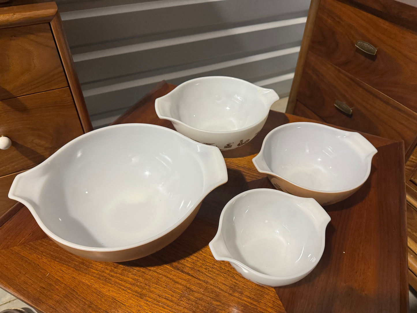Pyrex Early American Cinderella Nesting Bowl Set (Set of 4)