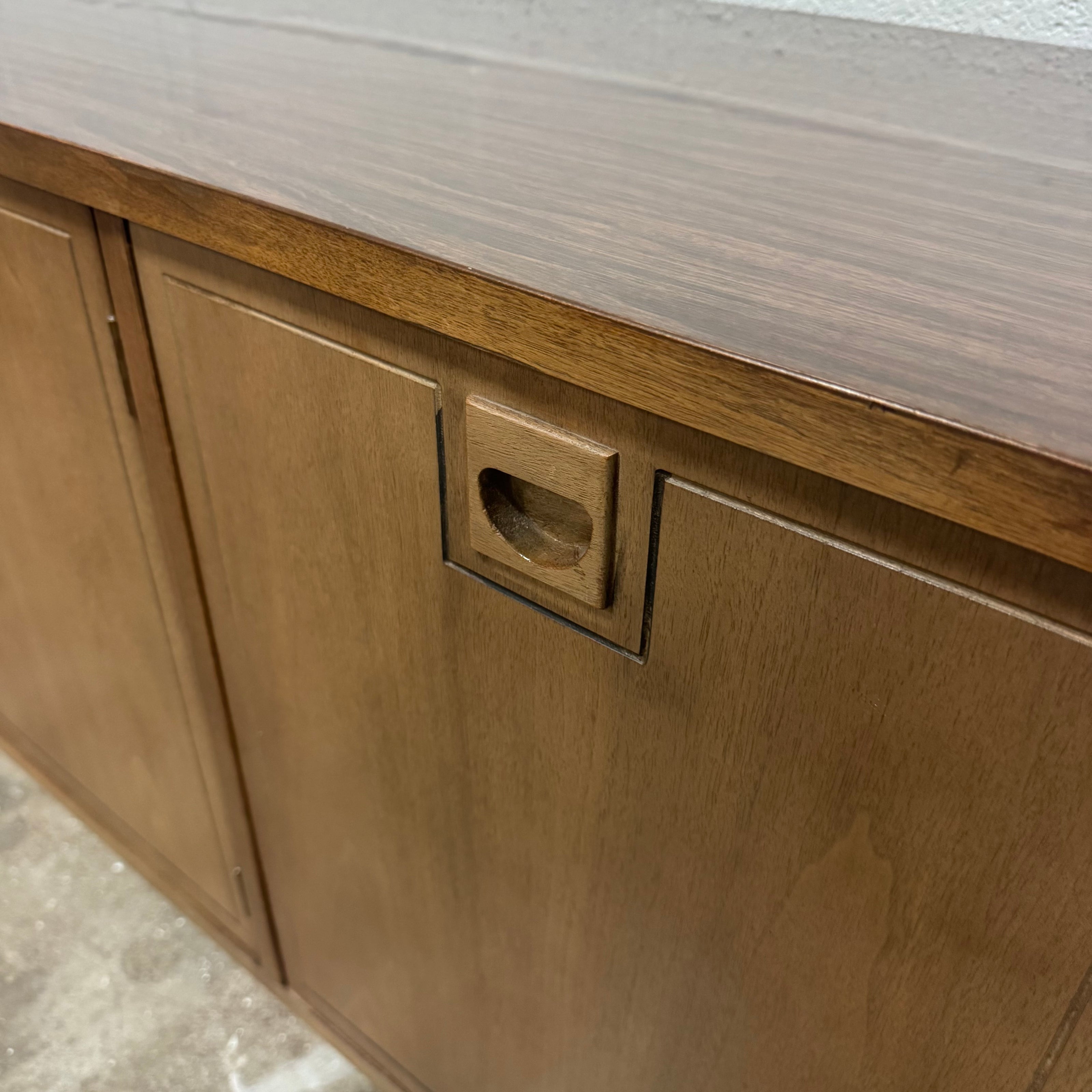 Stanley Midcentury Credenza & Hutch