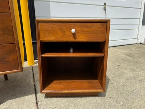 Drexel Kipp Stewart Collection – Petite Nightstand (20” x 16” x 24”)