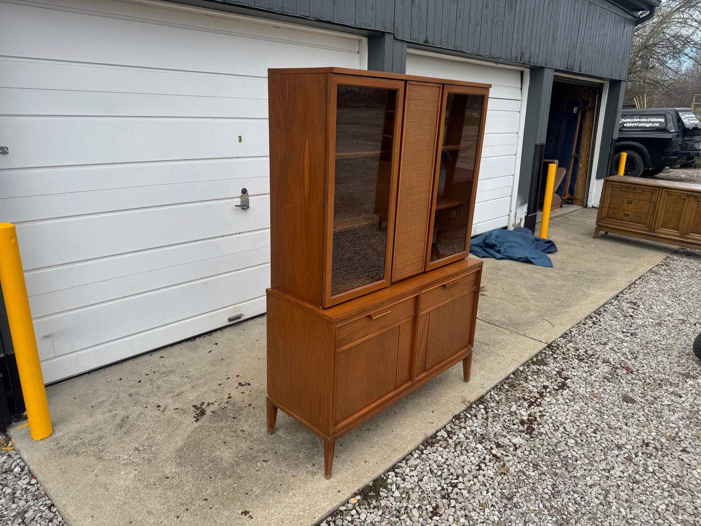 Basic-Witz Midcentury Two-Piece Hutch