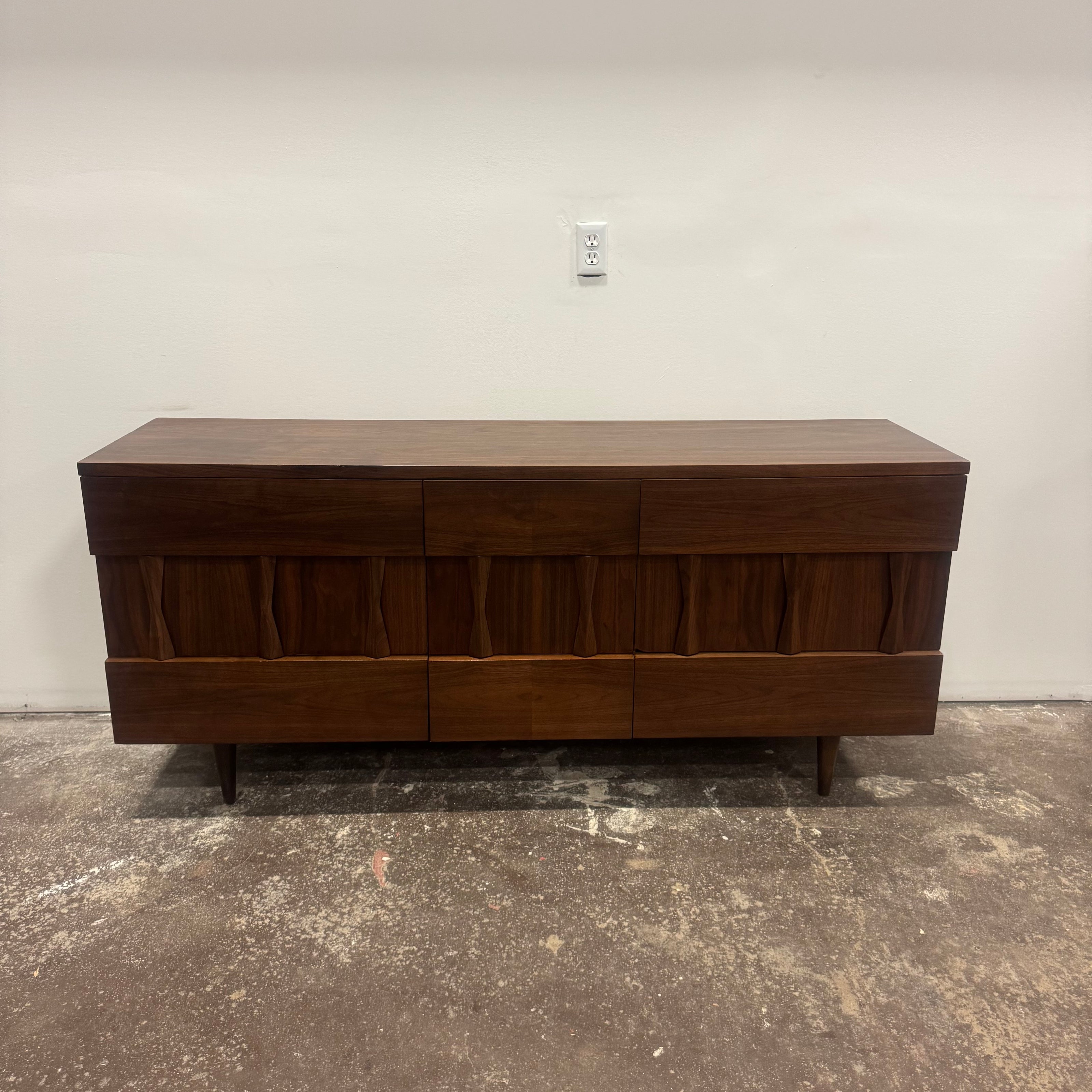 American of Martinsville Dresser