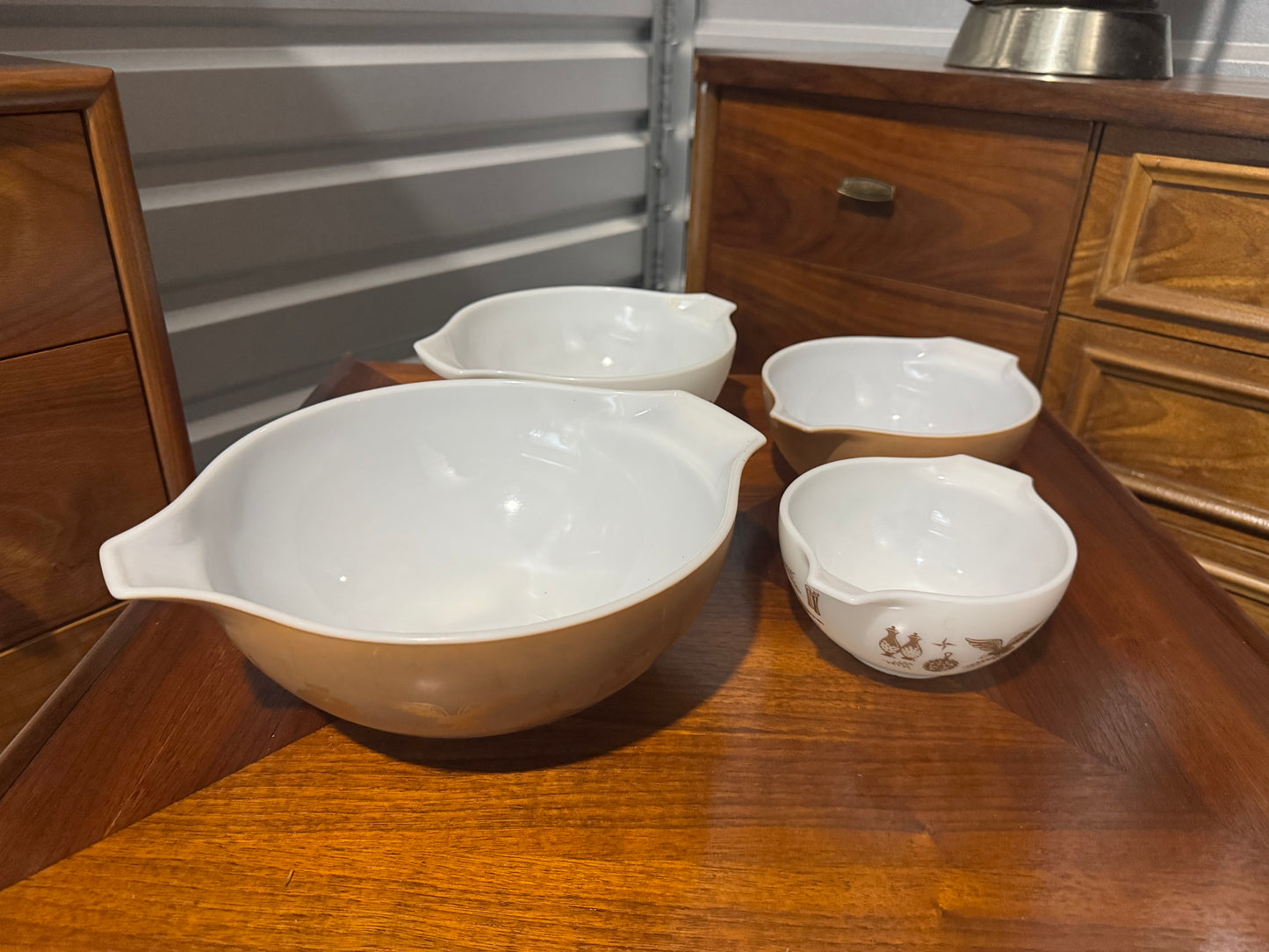 Pyrex Early American Cinderella Nesting Bowl Set (Set of 4)