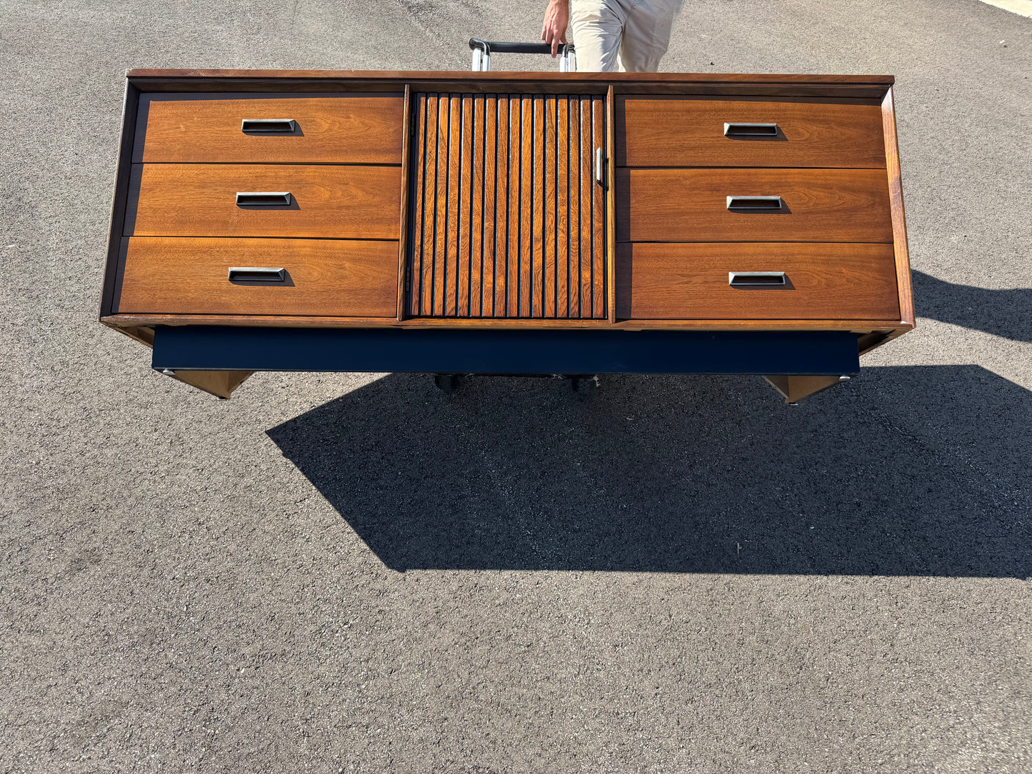 Bassett “Plymouth” Nine-Drawer Dresser – Newly Refinished Midcentury Classic