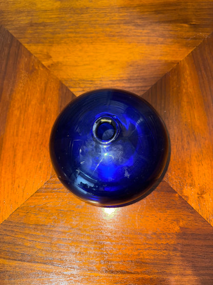 Vintage Blue Bud Vase – Minimalist Midcentury Accent 💙🌿