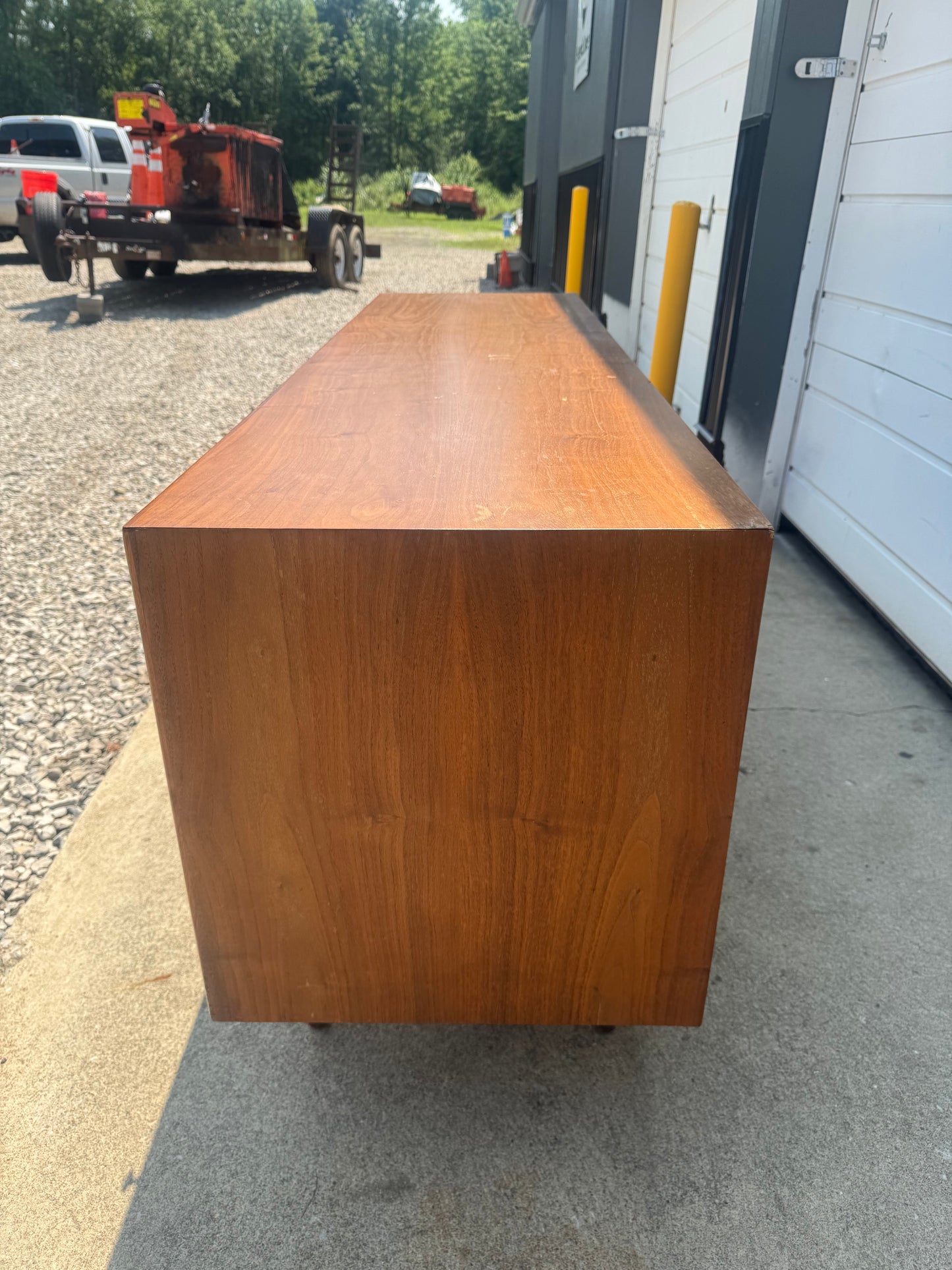 Drexel Kipp Stewart Long Dresser – 12 Drawer