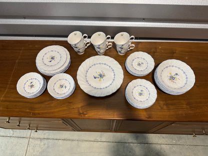 Nikko Tableware Blue Floral China Set – Made in Japan