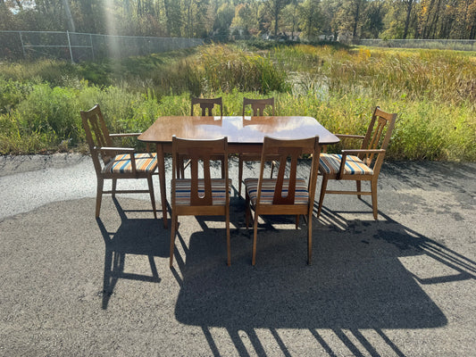 Bassett Formica Top Dining Table with Six Chairs – Midcentury Design