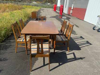 Bassett Formica Top Dining Table with Six Chairs – Midcentury Design