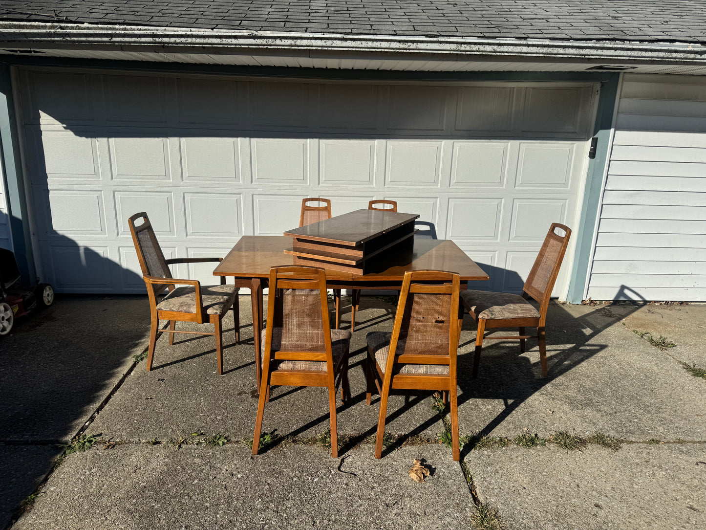 American of Martinsville Dining Table with Six Chairs & Two Oversized Leaves – Restoration Included ✨