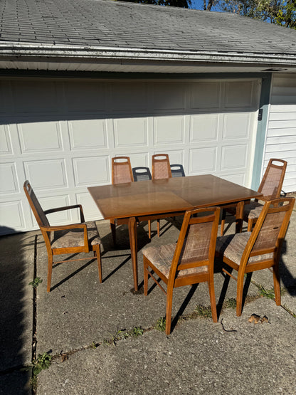 American of Martinsville Dining Table with Six Chairs & Two Oversized Leaves – Restoration Included ✨
