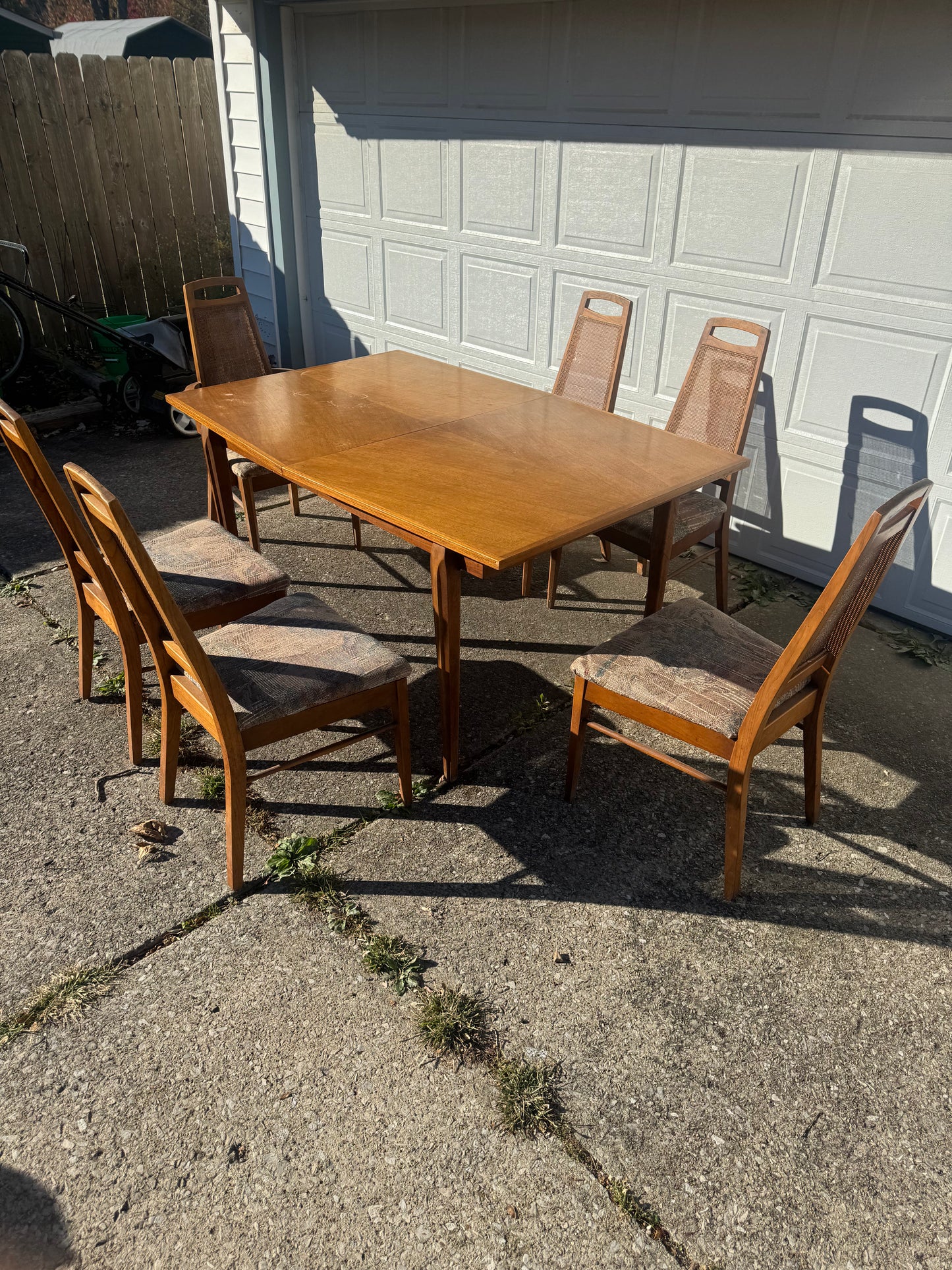 American of Martinsville Dining Table with Six Chairs & Two Oversized Leaves – Restoration Included ✨