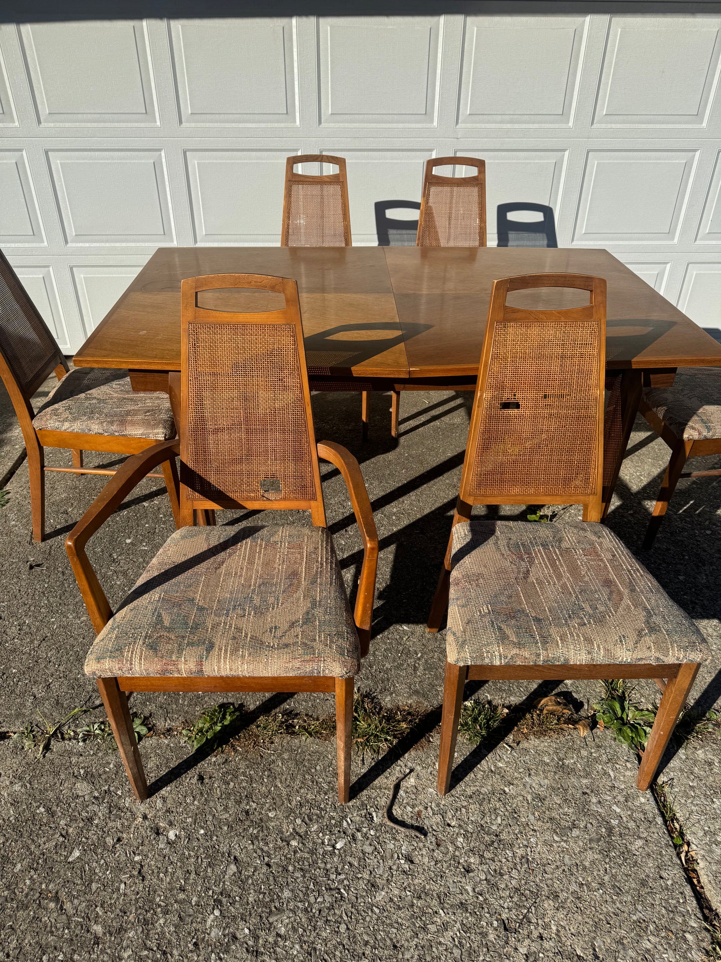 American of Martinsville Dining Table with Six Chairs & Two Oversized Leaves – Restoration Included ✨