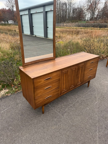 Broyhill Sculpta Series Lowboy Dresser with Mirror