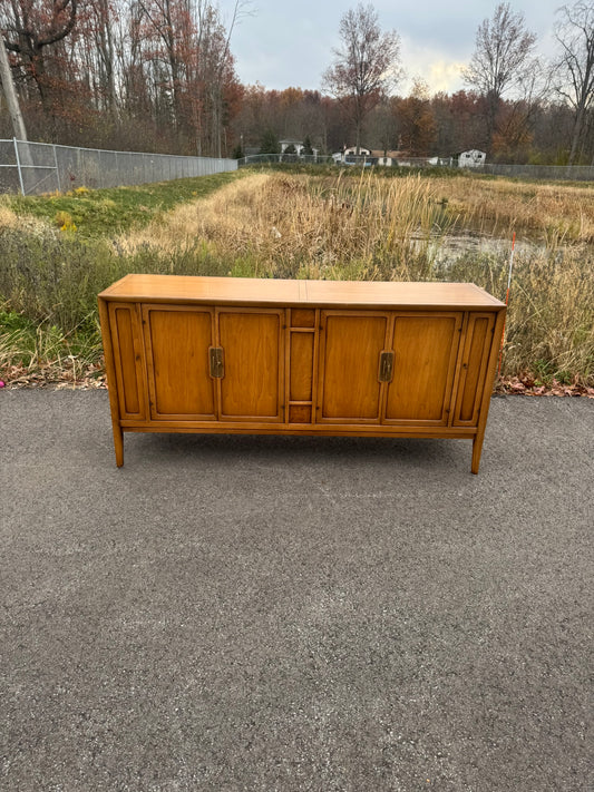 Drexel Meridian Series Credenza – Spacious Midcentury Storage