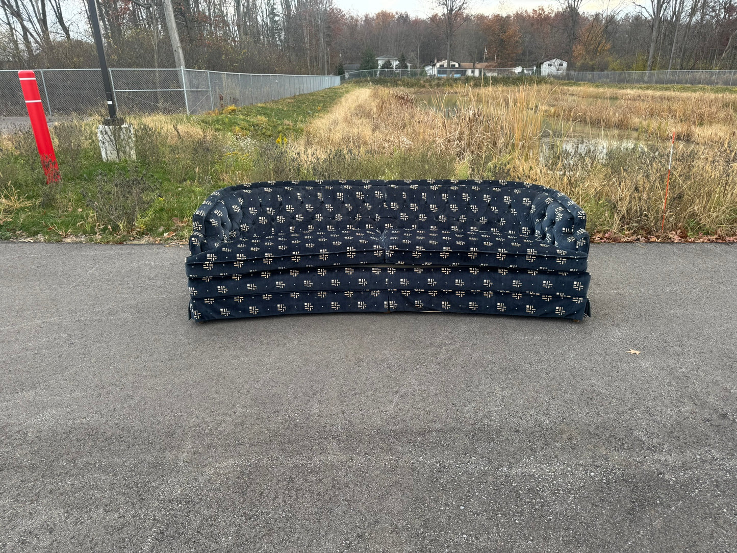 Curved Vintage Sofa – Excellent Upholstery