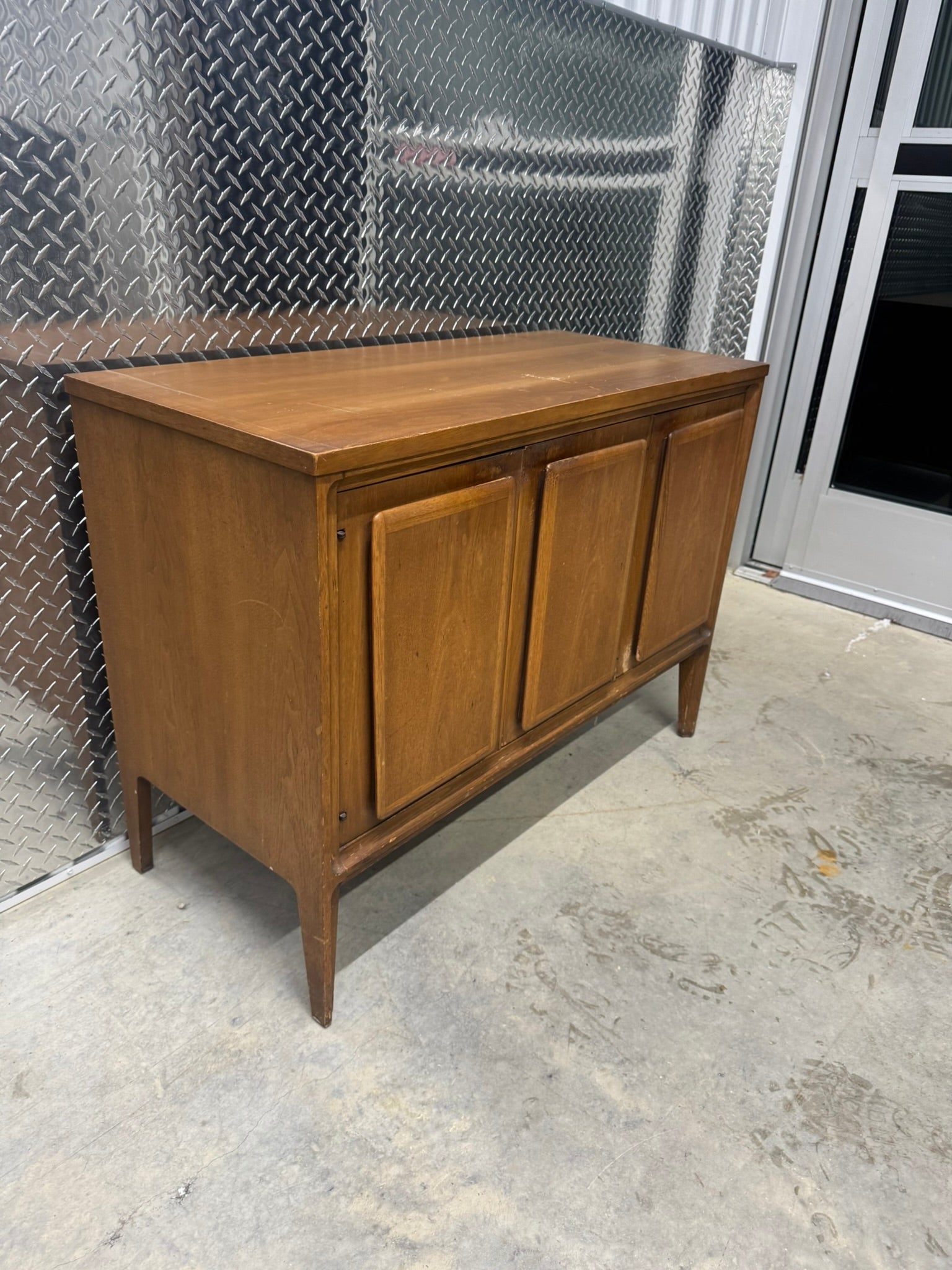 Broyhill “Forward 70” Two-Piece Hutch