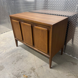 Broyhill “Forward 70” Two-Piece Hutch