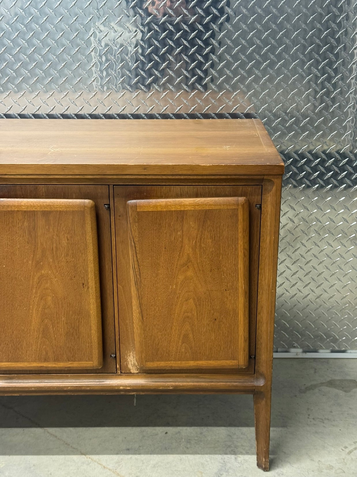 Broyhill “Forward 70” Two-Piece Hutch
