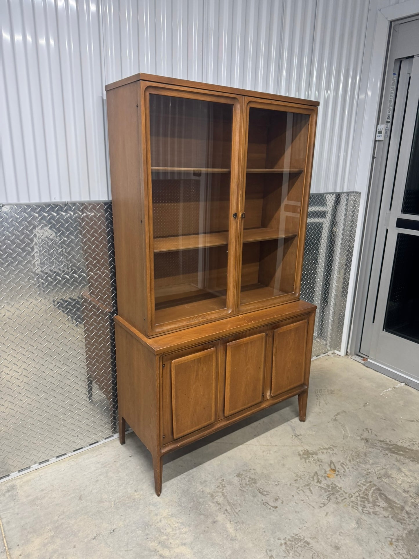 Broyhill “Forward 70” Two-Piece Hutch