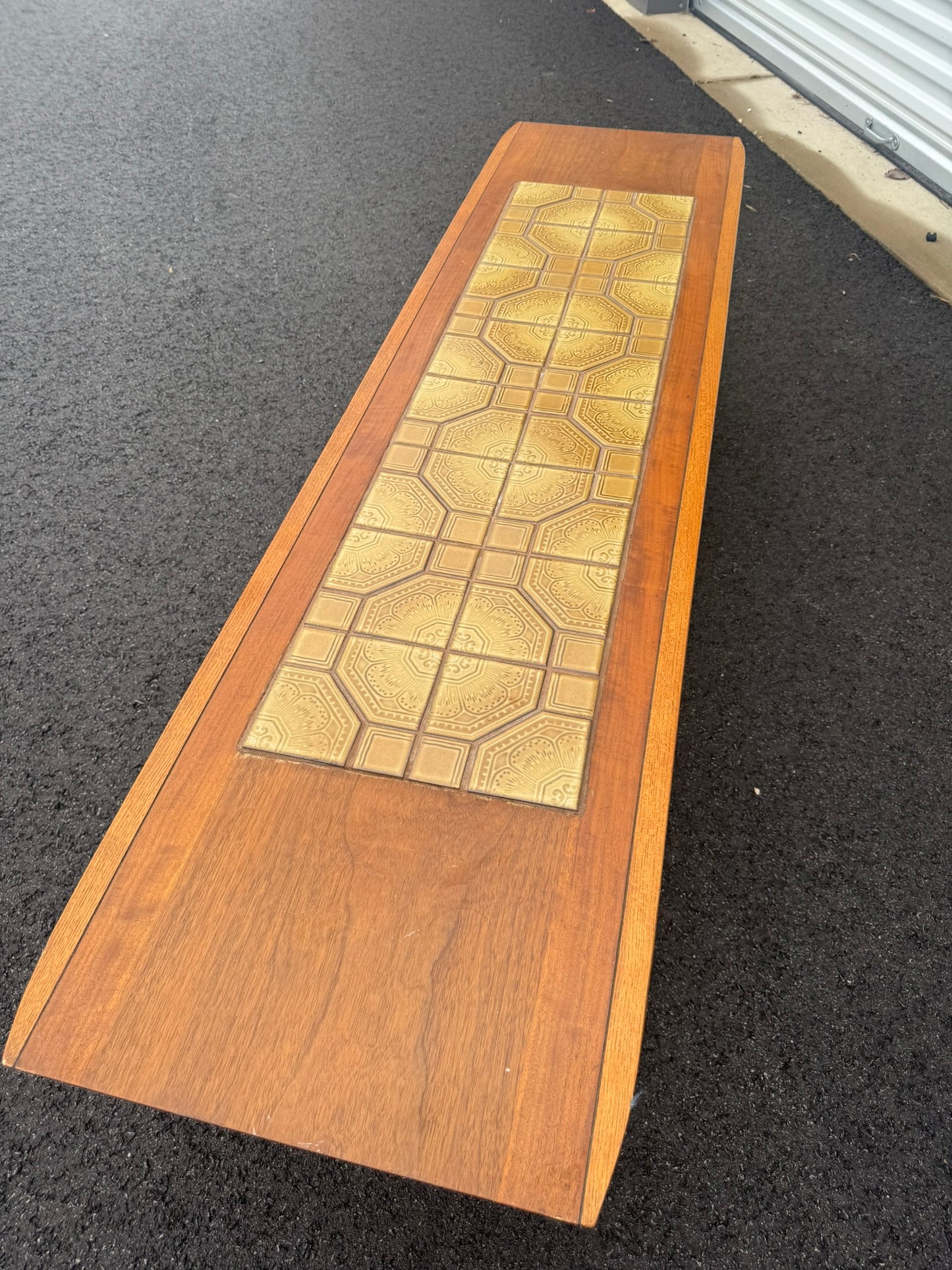 Lane Cosmopolitan Coffee Table with Tile Inlay