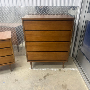 Bassett Four-Drawer Highboy / Chest of Drawers