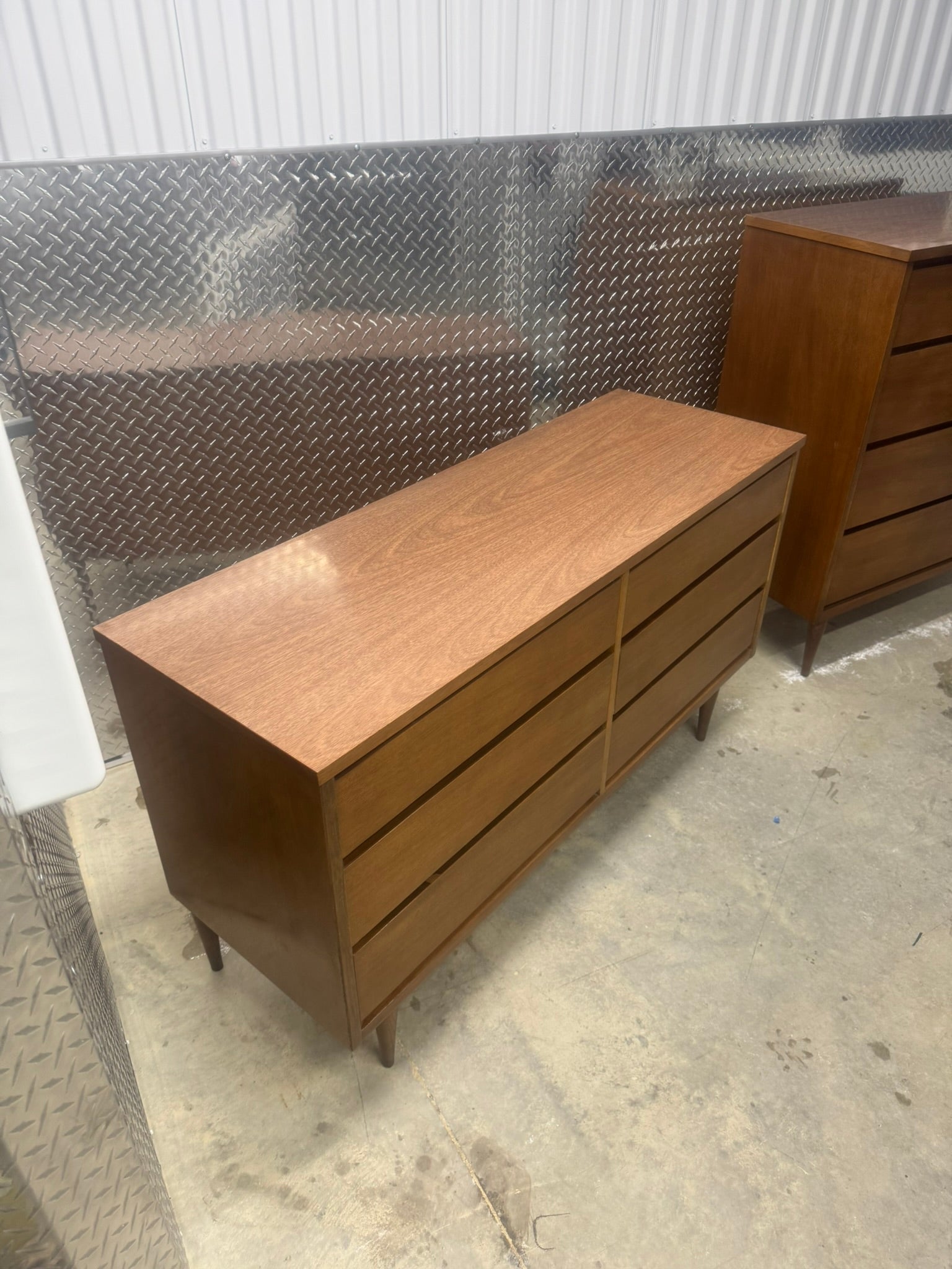 Bassett Six-Drawer Lowboy with Mirror