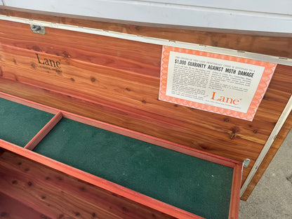 Lane Cedar Hope Chest – Princess Style with Refinished Color-Matched Top