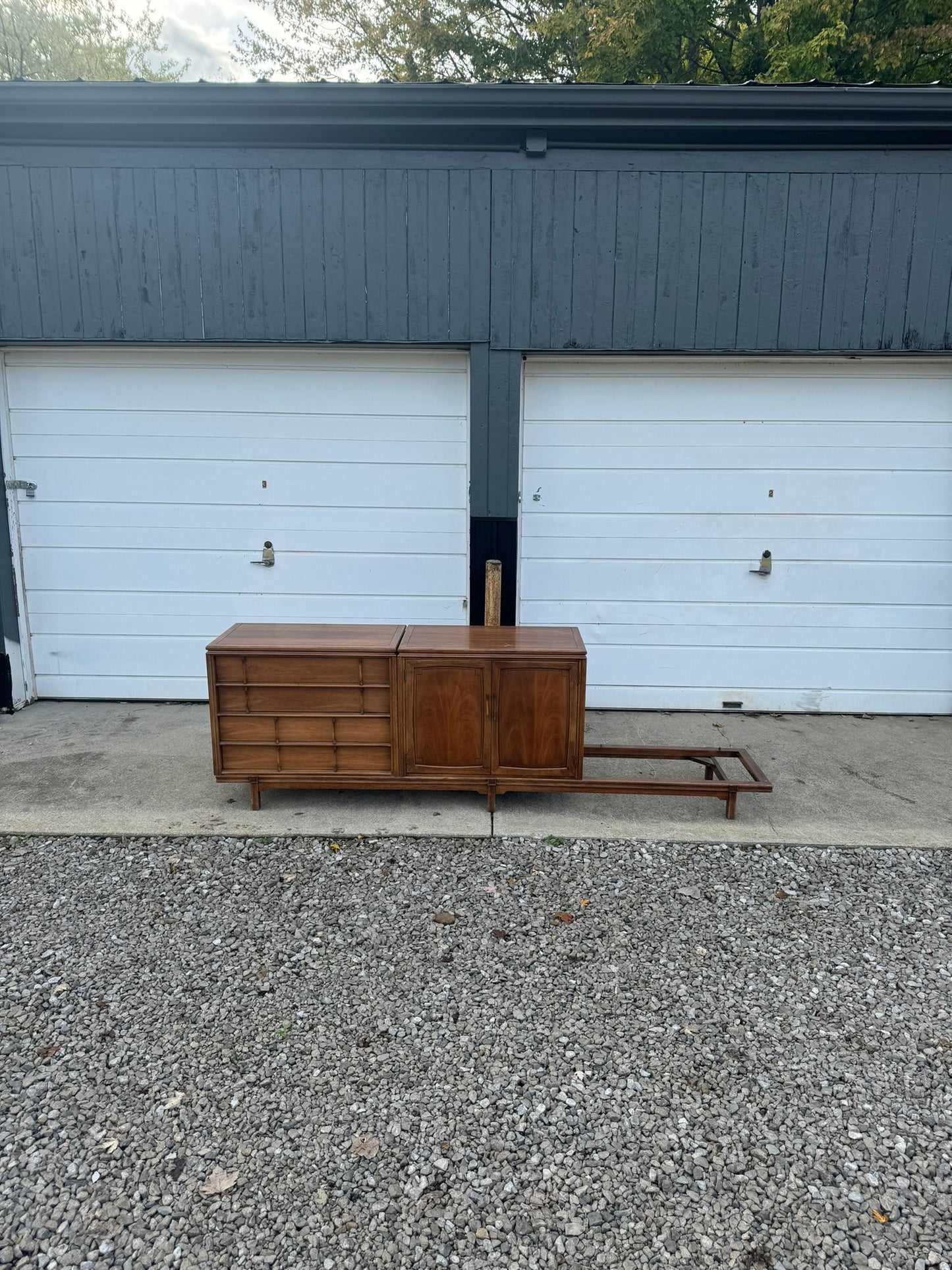 Vintage 1960s Mid Century Modern Thomasville Tamerlane Bar Credenza