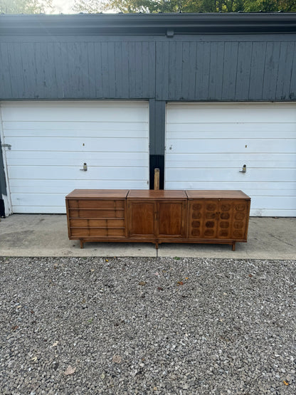 Vintage 1960s Mid Century Modern Thomasville Tamerlane Bar Credenza