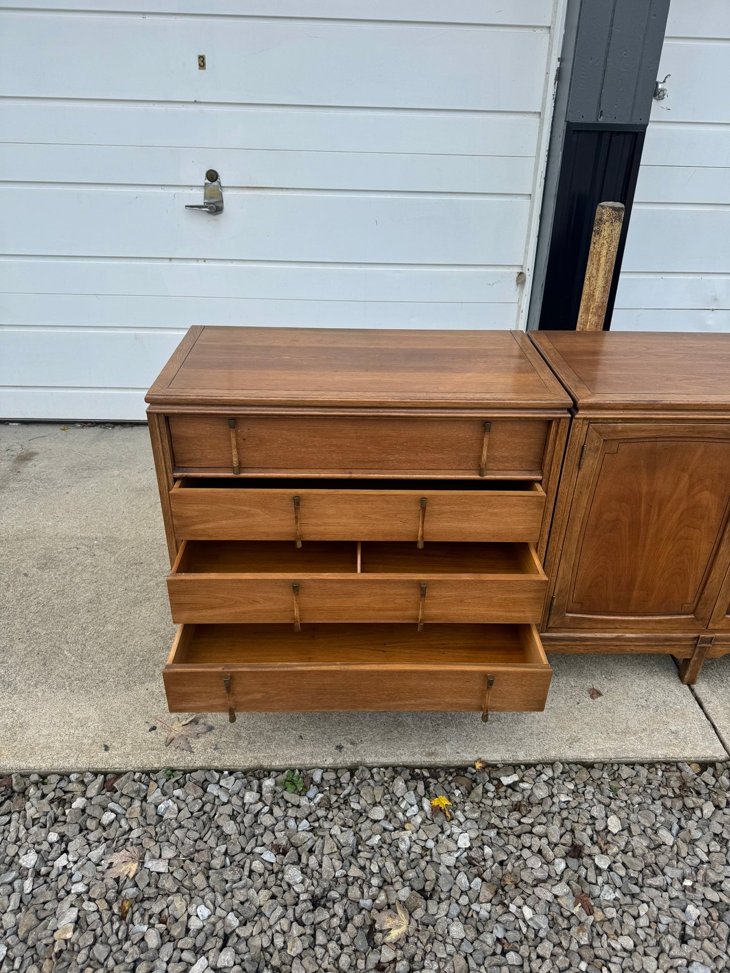 Vintage 1960s Mid Century Modern Thomasville Tamerlane Bar Credenza