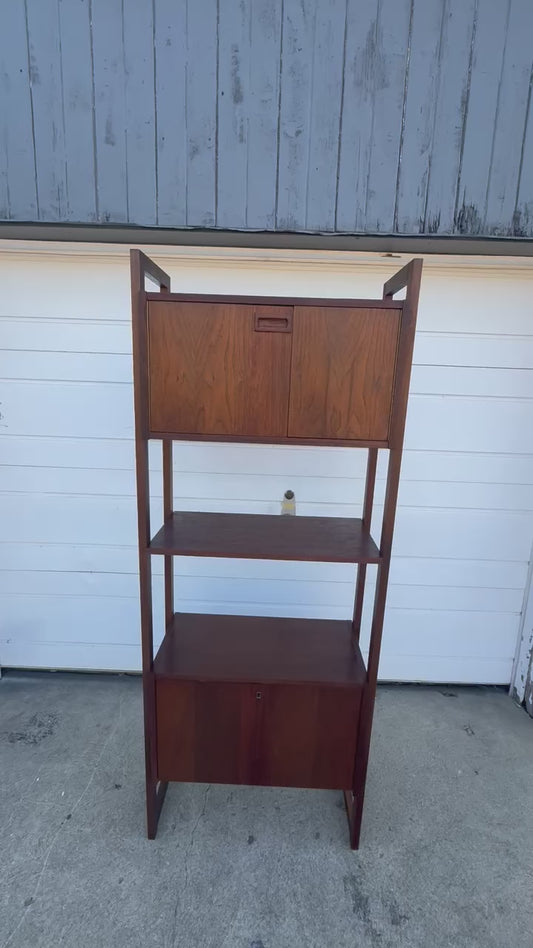 Mcm Wall Unit